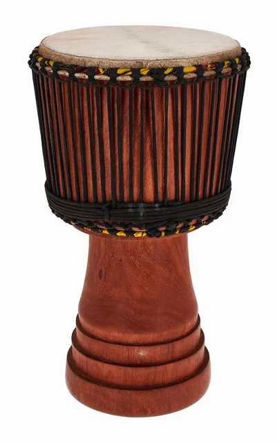 African Percussion MDJ105 Djembe, vue de près, de face