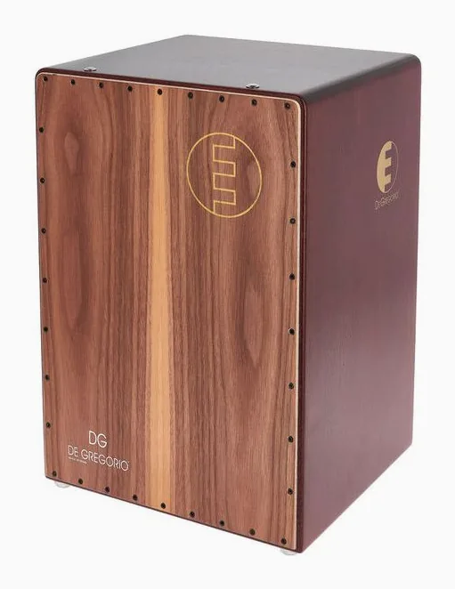 DG De Gregorio Spirit Deluxe Cajon, de face sur fond neutre
