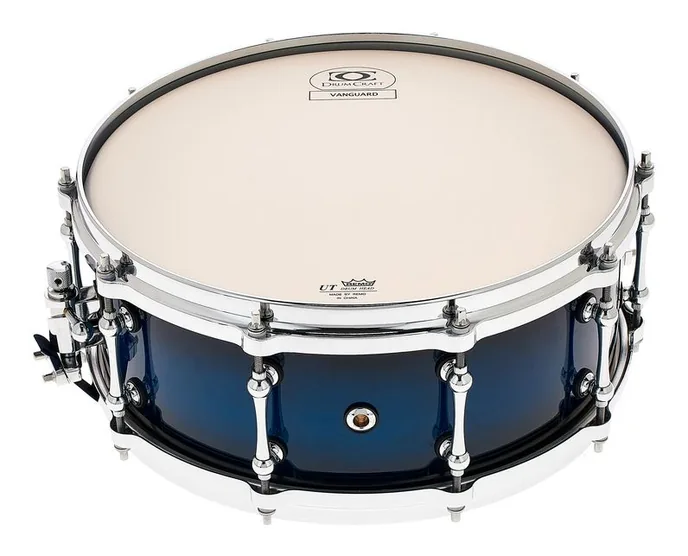 DrumCraft 14"x5,5" Vanguard Snare Maple, vue de trois quarts, photo 4