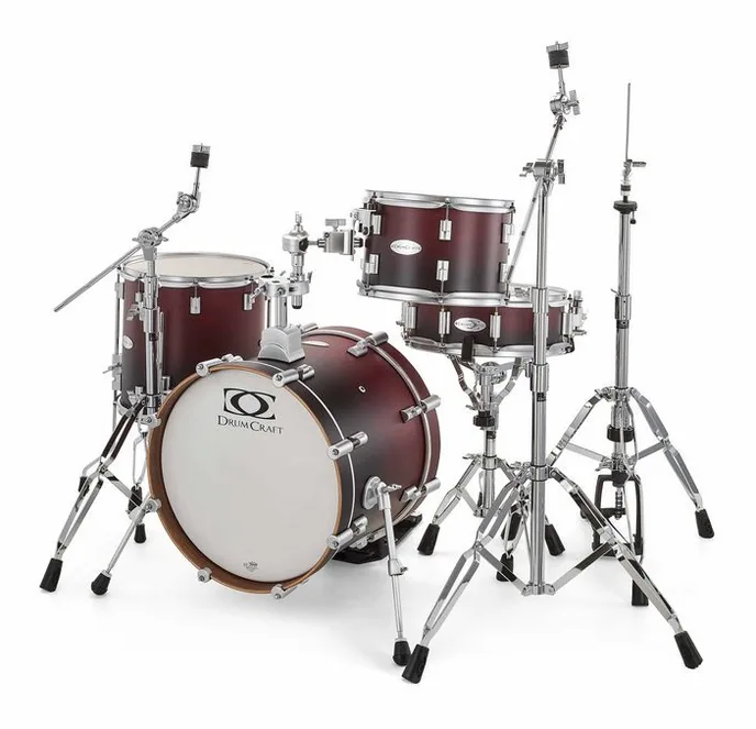 DrumCraft Series 6 Jazz Red Fade, de face sur fond neutre