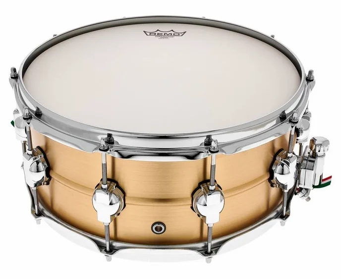 DS Drum 14"x6" Seamless Brass Snare, vue de face, photo 3
