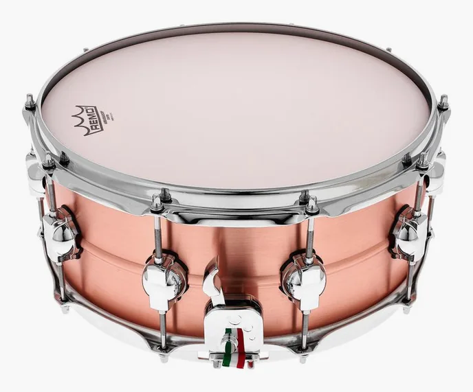 DS Drum 14"x6" Seamless Cooper Snare, vue de trois quarts, photo 3