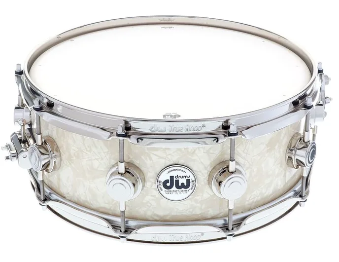 DW 14"x05" Finish Ply Snare Maple, vue de près, de face