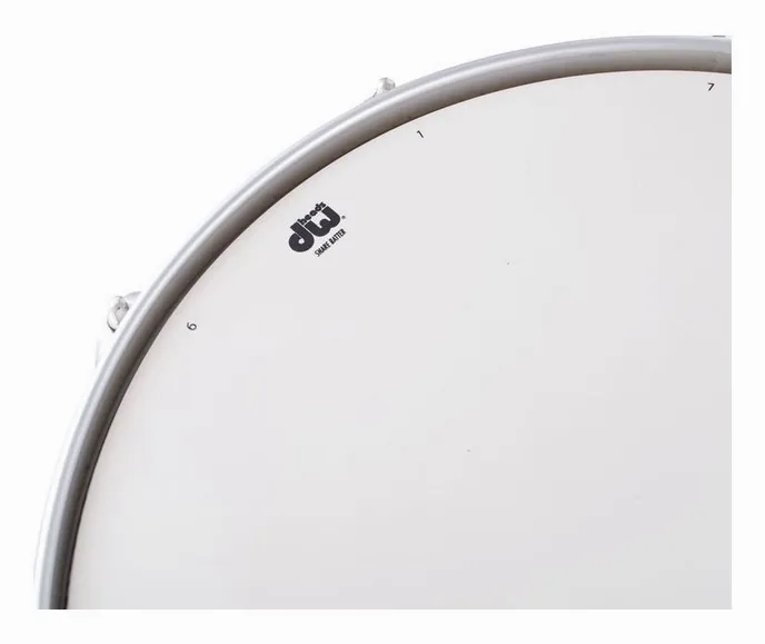 DW 14"x06" Satin Snare Natural SC, vue de trois quarts, photo 4
