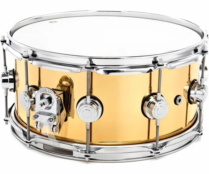 DW 14"x6,5" Brass Snare, vue de face, photo 2