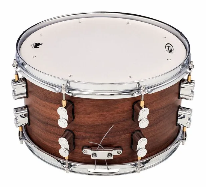 DW PDP 13"x07" Walnut Snare, sur fond neutre, photo 3