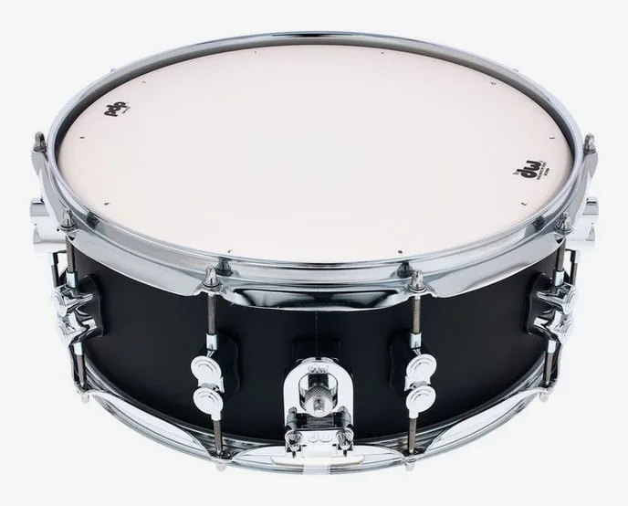 DW PDP 14"x5,5" CM Satin Black, vue de profil, photo 4