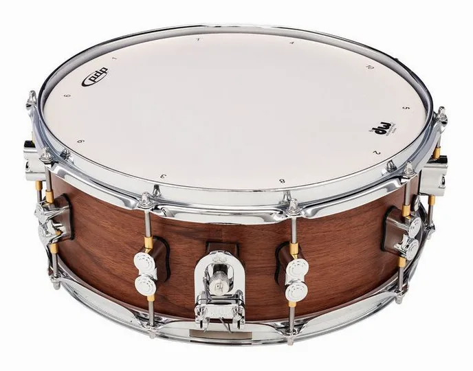 DW PDP 14"x5,5" Walnut Snare, vue de dessus, photo 2