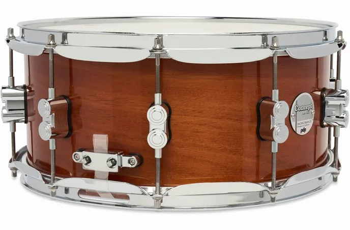 DW PDP 14"x6,5" CM Exotic HM, vue de trois quarts, photo 2