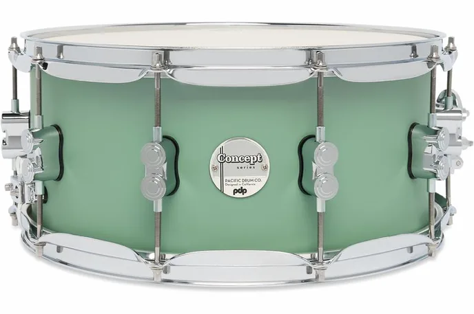 DW PDP 14"x6,5" CM Seafoam Blue, vue de près, de face