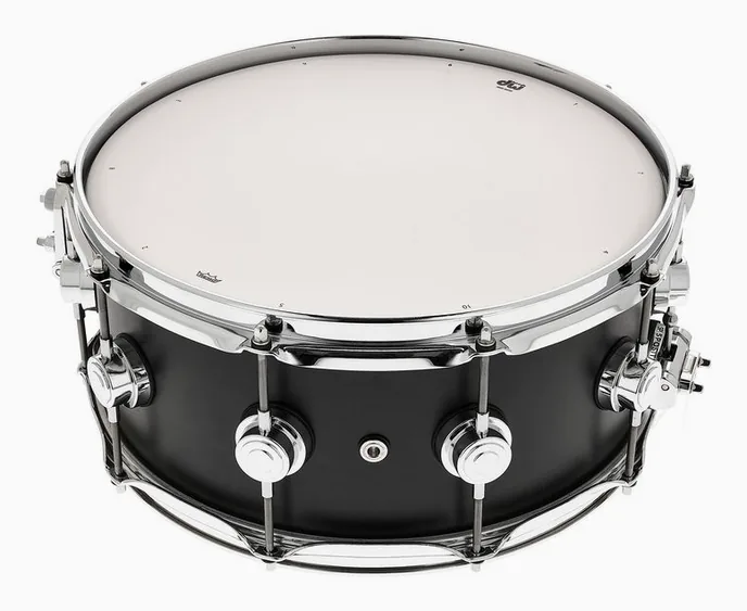 DW Satin Oil 14"x06" Ebony Snare, vue de dessus, photo 4