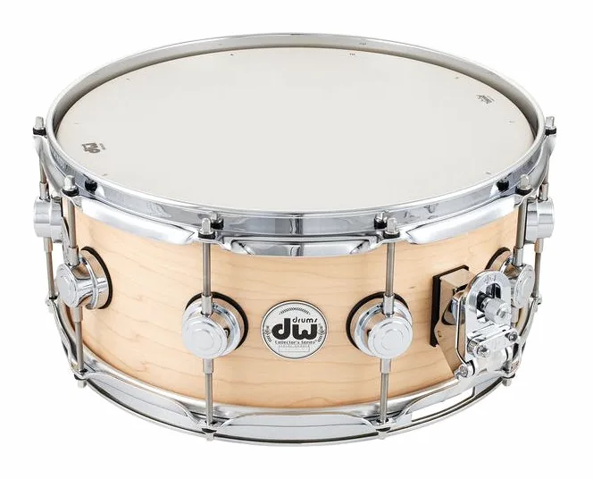 DW Satin Oil 14"x06" Snare, de face sur fond neutre