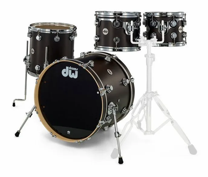 DW Satin Oil Studio Set Ebony, de face sur fond neutre