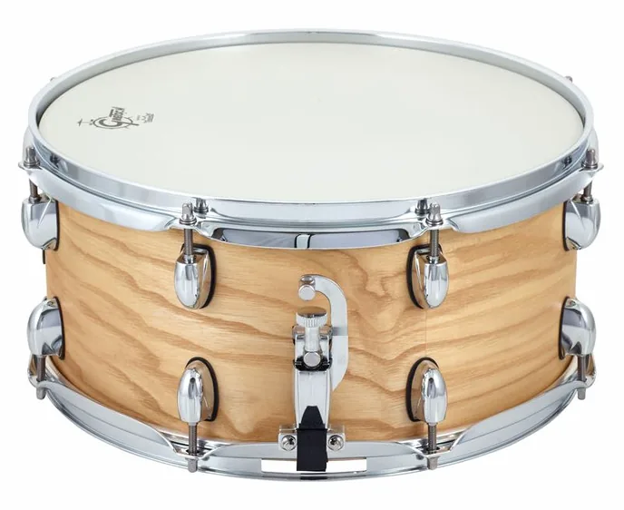Gretsch Drums 14"x6,5" Silver Series Ash -SN, vue de trois quarts, photo 3