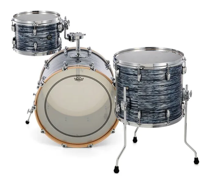 Gretsch Drums Renown Maple Rock II -SOP, vue de trois quarts, photo 4