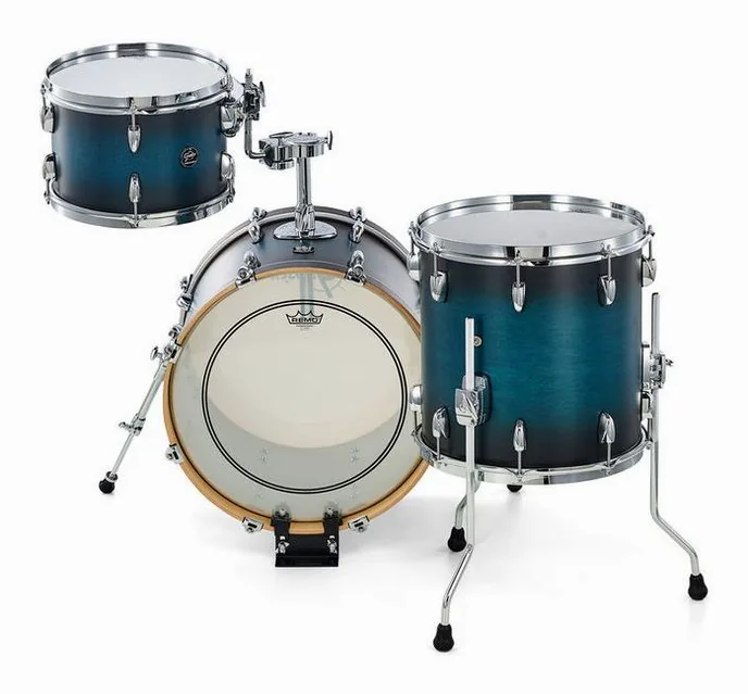 Gretsch Drums Renown Maple Jazz -SABB, vue de trois quarts, photo 4