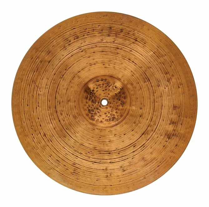 Istanbul Agop 16" 30th Anniversary Crash, sur fond neutre, photo 3