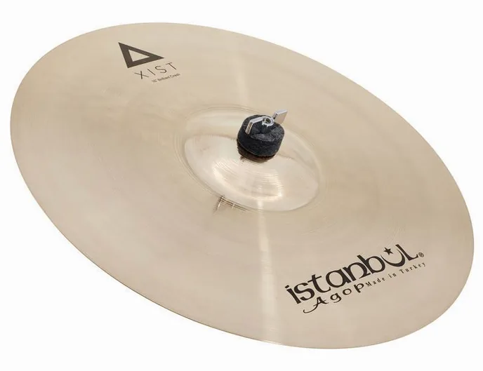 Istanbul Agop 16" Xist Crash Brilliant, sur fond neutre