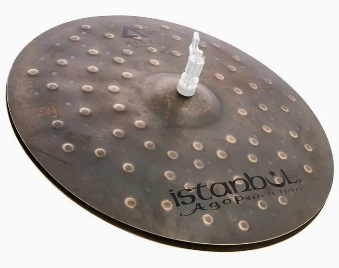 Istanbul Agop 17" Xist Dry Dark Hi-Hat, sur fond neutre