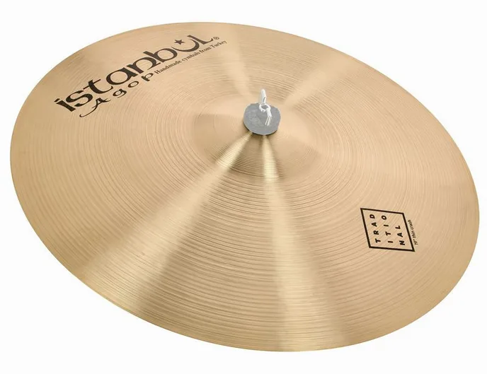 Istanbul Agop 19" Traditional Thin Crash, de face sur fond neutre