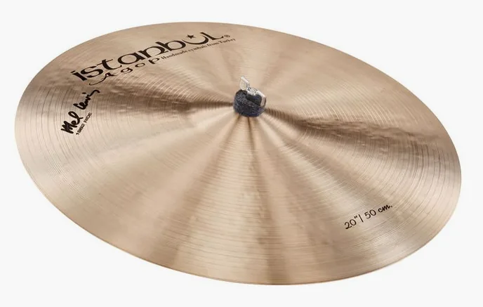 Istanbul Agop 20" Mel Lewis 1982 Sign. Ride, sur fond neutre