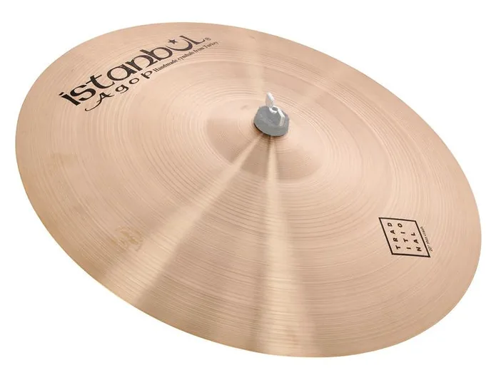 Istanbul Agop 20" Traditional Thin Crash, sur fond neutre