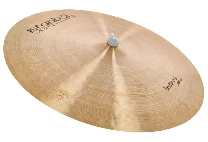 Istanbul Agop 26" Traditional Dark Ride, sur fond neutre