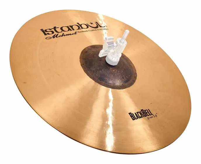 Istanbul Mehmet 14" Black Bell Hi-Hat, de face sur fond neutre