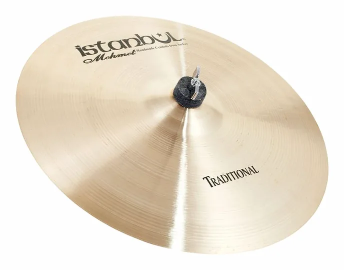 Istanbul Mehmet 15" Thin Crash Traditional, sur fond neutre