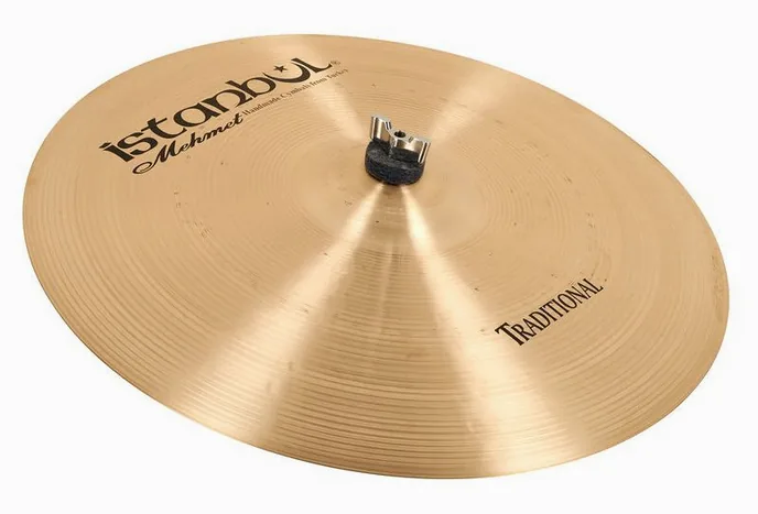 Istanbul Mehmet 17" Dark Crash Traditional, sur fond neutre