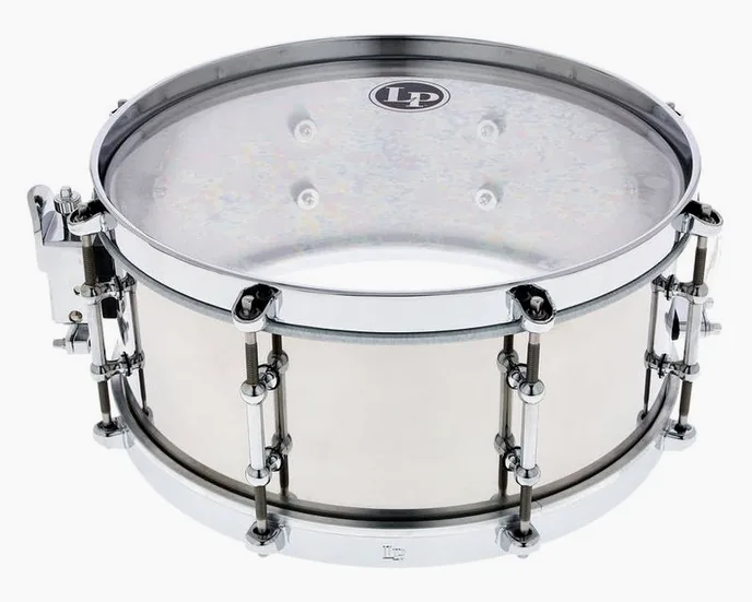 LP 13"x5,5" Salsa Snare Steel, vue de trois quarts, photo 4