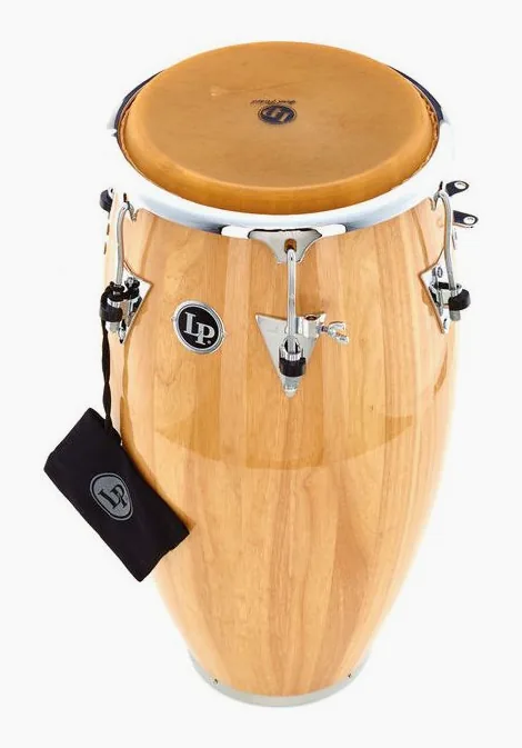 LP 559X-AWC Classic Conga 11 3/4", sur fond neutre