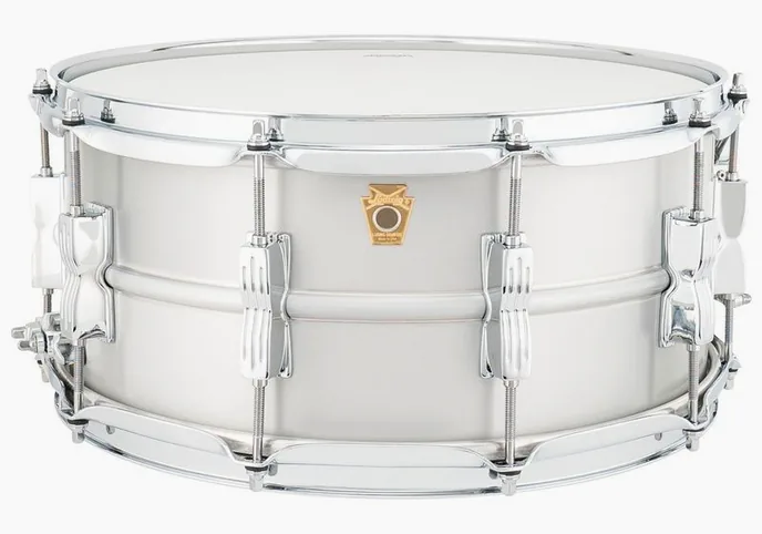 Ludwig 14"x6,5" Acro Aluminum Snare, vue de près, de face