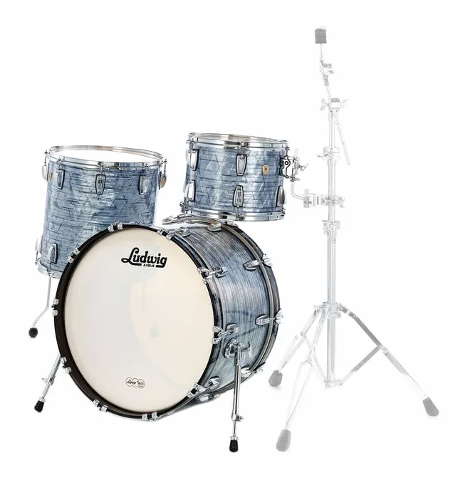 Ludwig Classic Maple Fab 22 Sky Blue, de face sur fond neutre