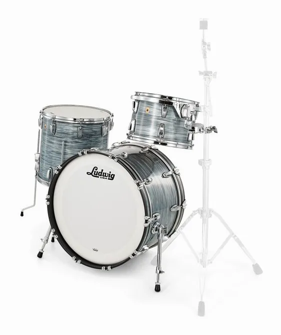 Ludwig Legacy Mahogany Fab Blue Oyst., de face sur fond neutre