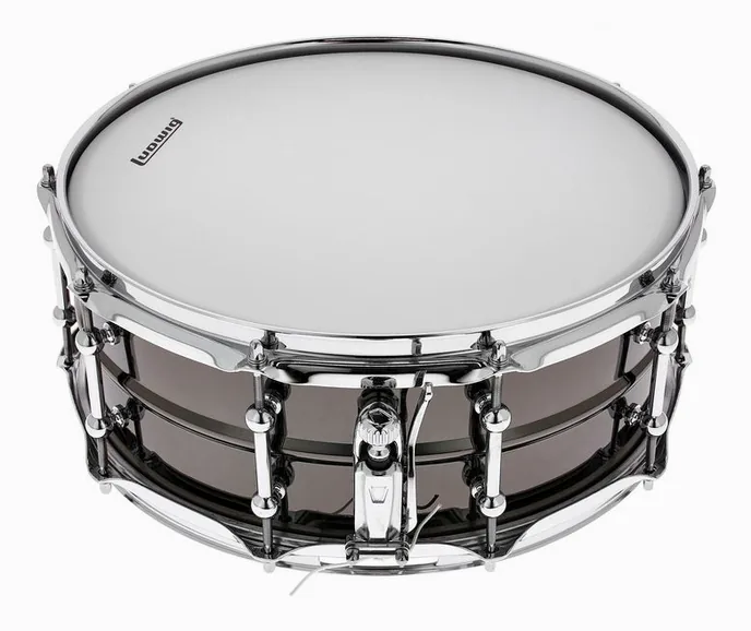Ludwig 14"x5,5" Universal Brass Chrom, sur fond neutre, photo 2