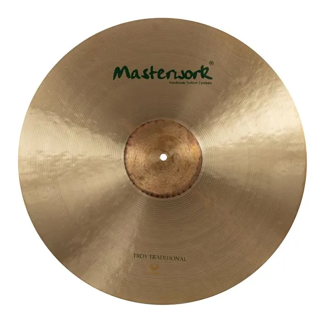 Masterwork 22" Troy Traditional Ride, sur fond neutre