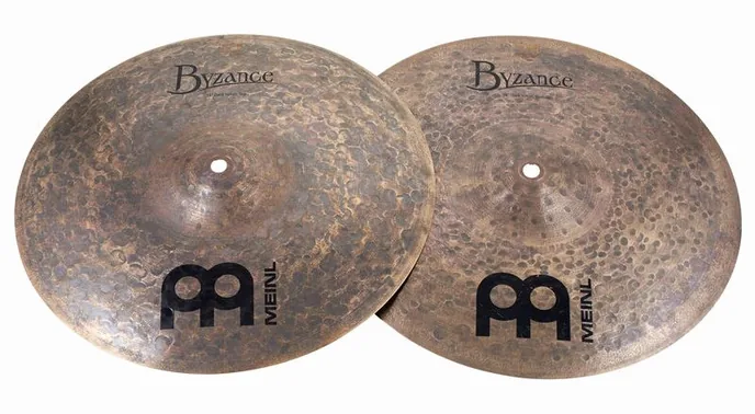 Meinl 14" Byzance Dark Hi-Hat, de face sur fond neutre