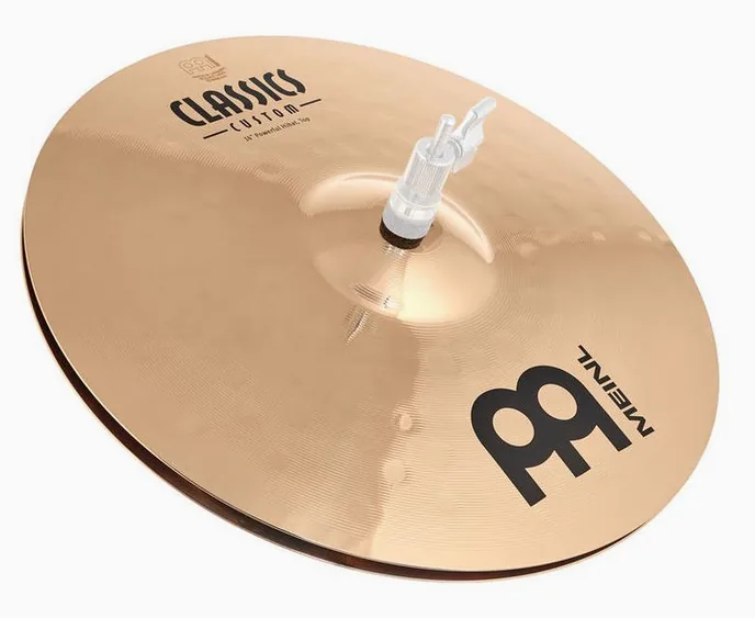 Meinl 14" Classics Custom Hi-Hat Po., sur fond neutre