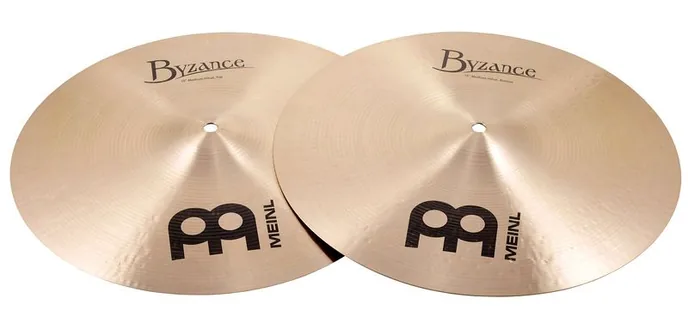 Meinl 15" Byzance Hi-Hat Medium, sur fond neutre