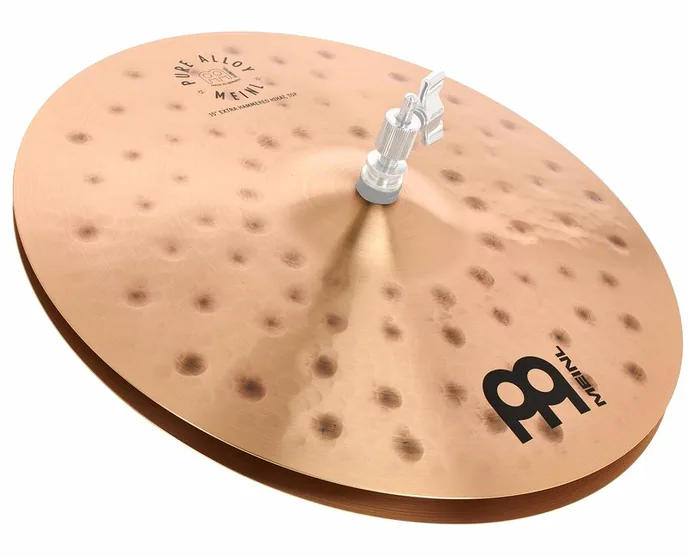 Meinl 15" Pure Alloy E.Hammered Hats, sur fond neutre