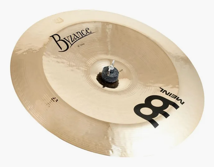 Meinl 16" Byzance China Brilliant, de face sur fond neutre