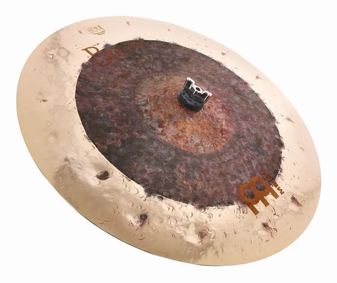 Meinl 18" Byzance Dual Crash, de face sur fond neutre