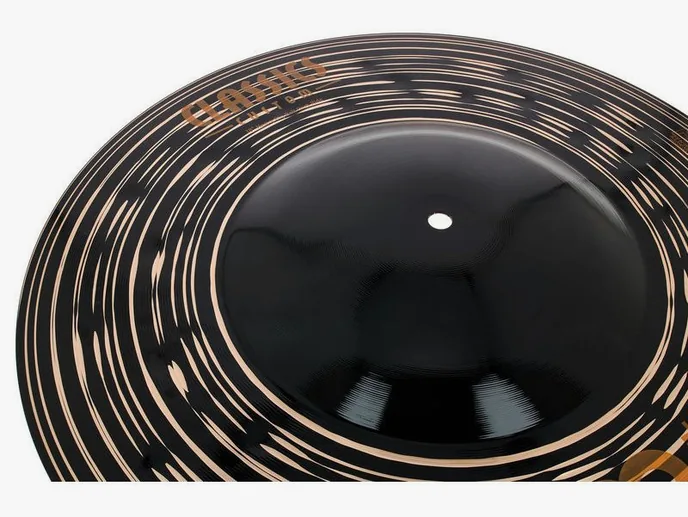 Meinl 18" Class Cust. Big Bell Ride, sur fond neutre, photo 4