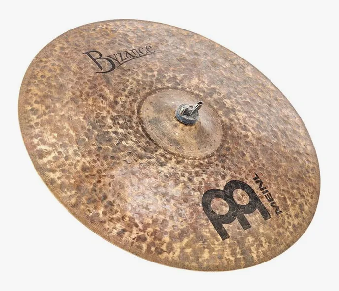Meinl 20" Byzance Dark B. Apple Ride, de face sur fond neutre