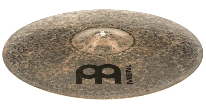 Meinl 20" Byzance Dark Crash, sur fond neutre