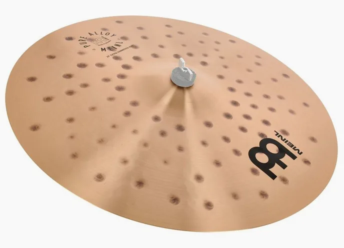 Meinl 20" Pure Alloy E.Hammered Ride, sur fond neutre