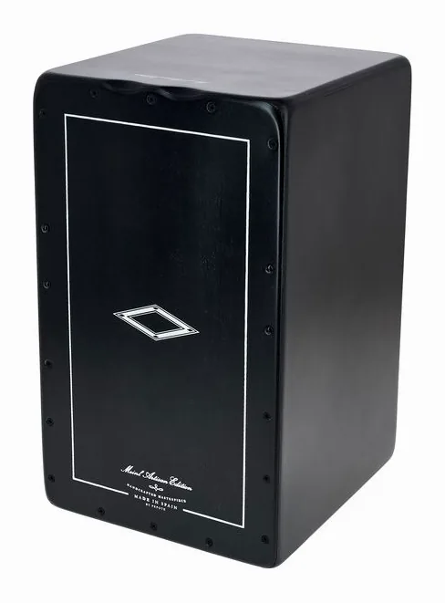 Meinl Artisan Tango Cajon Satin BK, de face sur fond neutre