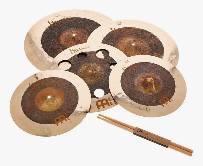 Meinl Byzance Dual Complete Cym. Set, sur fond neutre