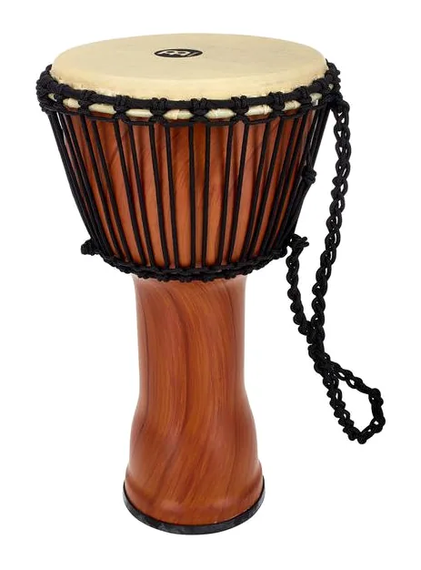 Meinl PADJ3-M-Y Djembe Medium, de face sur fond neutre